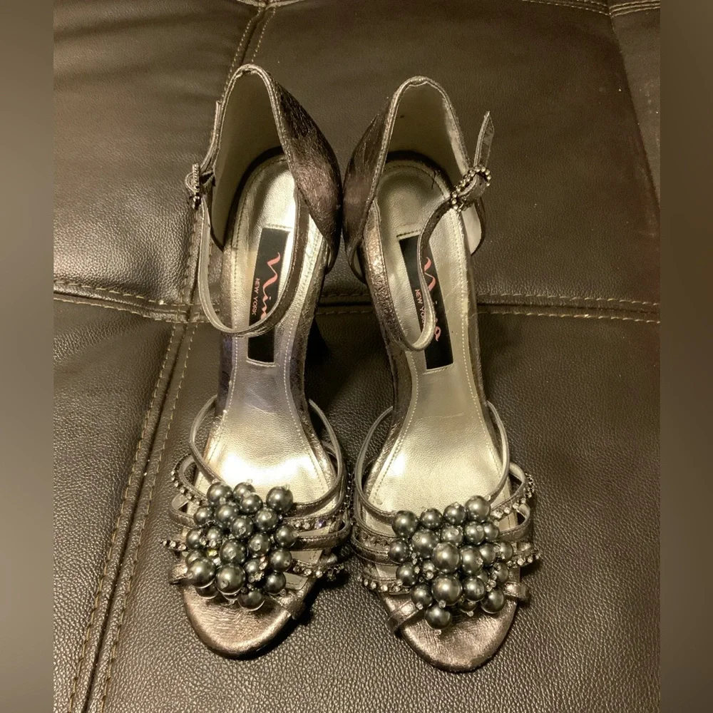 Women’s Silver Shoes - Picture 4 of 12